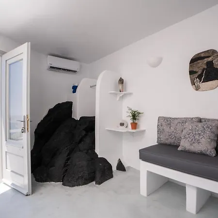 Iatis View Collection Villa Imerovigli (Santorini)