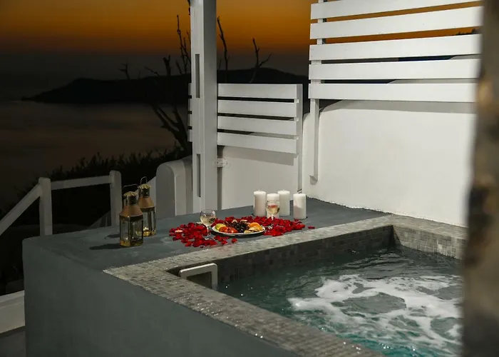 Iatis View Collection Imerovigli (Santorini)