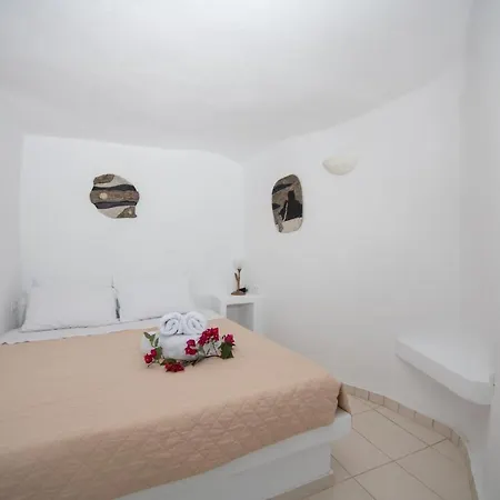 Iatis View Collection * Imerovigli (Santorini)