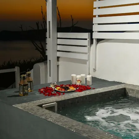 Iatis View Collection Imerovigli (Santorini)