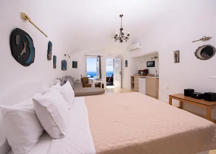 Iatis View Collection Imerovigli (Santorini)