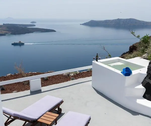 Iatis View Collection * Imerovigli (Santorini)