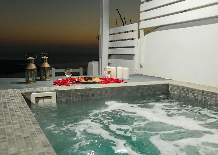 Iatis View Collection Villa Imerovigli (Santorini)