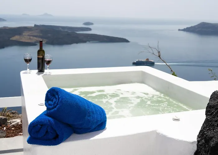 Iatis View Collection * Imerovigli (Santorini)